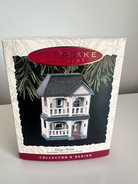 Hallmark Cozy Home Ornament 10th in the Nostalgic Houses & Shops Series 1993